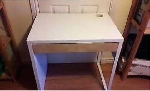 IKEA Micke Desk White 73x50cm with a drawer in good condition