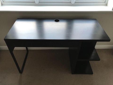 Ikea Desk (MICKE black)