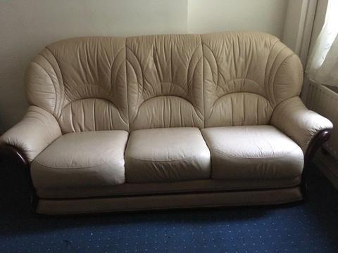 Settee and two chairs
