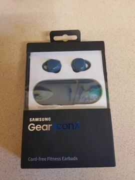 Samsung IconX Wireless Earbuds