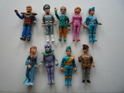 9 Vintage 1992 Matchbox Thunderbirds/ Stingray Figures and Accessories