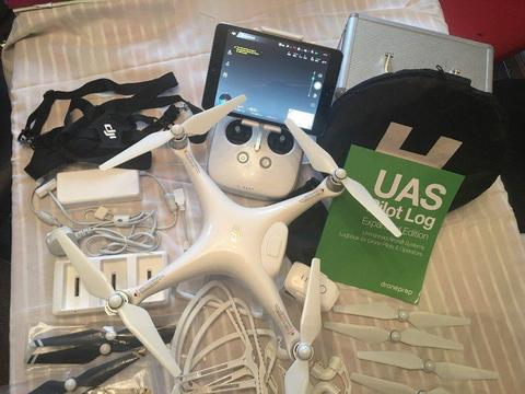 Phantom 4 Drone Loads of Extras less than 2 hours Use Unwanted Present Reduced Price for quick sale