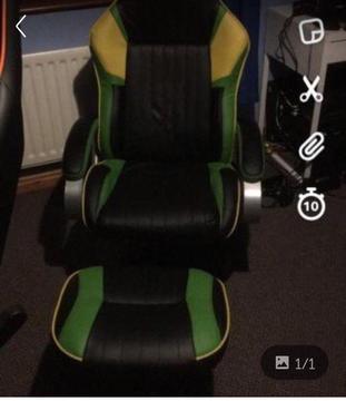 Gaming chair