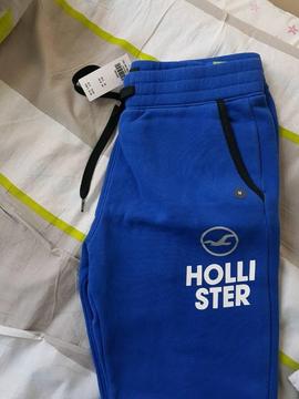 Hollister Super Skinny Fleece jogger pants (Brand New)