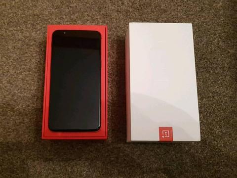 **UNLOCKED** OnePlus 5T 64gb Black! **BRAND NEW CONDITION**