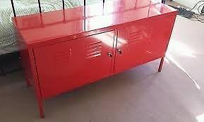 NICE RED METAL MODERN STORAGE UNIT WITH SHELVES LOCKABLE FIRST £45