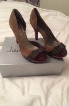 Jane Shilton size 5 heels excellent condition