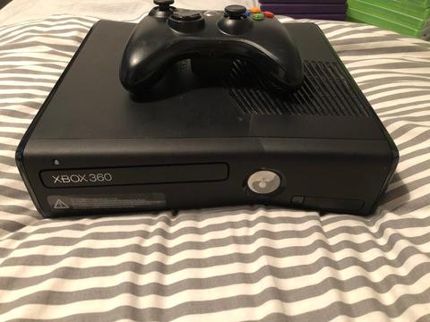 Xbox 360 4GB