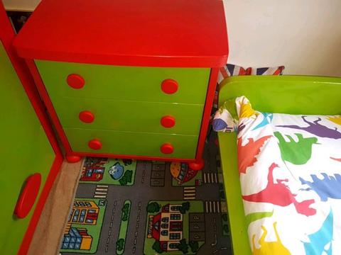 childs bedroom furniture bed draws wardrobe