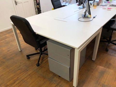 13 White office desks for sale £100 - excellent condition- collection only - London E8