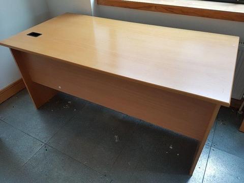 Light oak office desks top spec