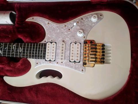 Ibanez jem 7vwh top of the range ... May trade