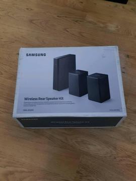 Samsung wireless rear speakers kit