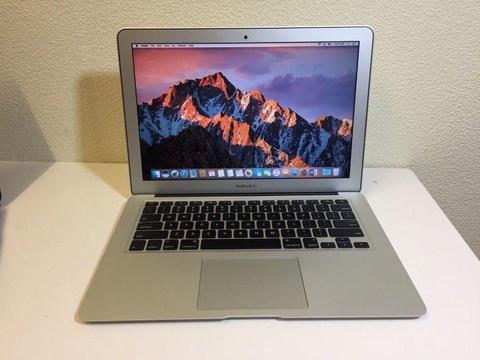 Apple MacBook Air 13 inch i5 1.3GHz 128GB SSD 4GB RAM