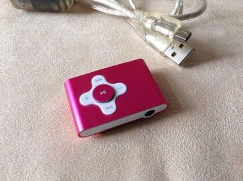 SWEEX CLIPZ MP3 PLAYER WITH HUGE MEMORY + CONNECTION CABLE