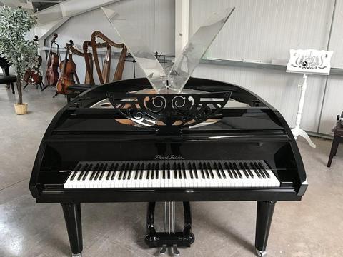PEARL RIVER GP198 BUTTERFLY GRAND PIANO