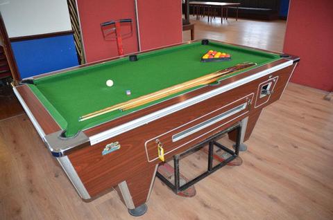 Supreme Pool Table 6ft X 3ft With Balls & Cues