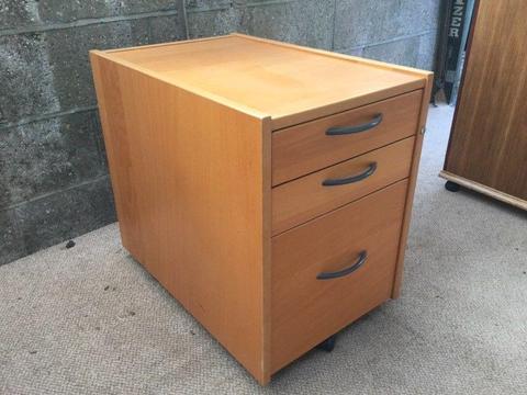 Filing cabinet , pine effect , very good condition