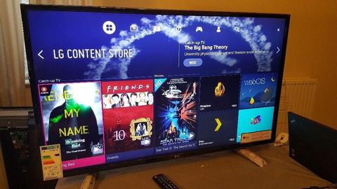 LG 43-inch SUPER SMART 4K HDR UHD LED TV,Built-in Wifi,Freeview HD & FREESAT HD,GREAT Condition