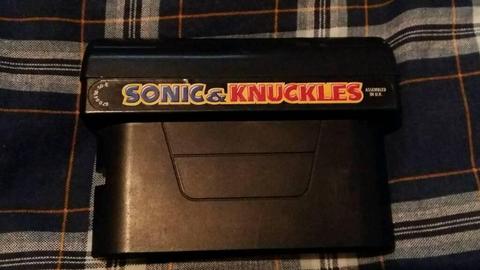 Mega drive game sonic and knuckles