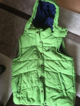 Lazy jacks gilet size small