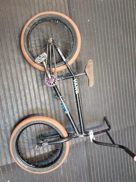 Bmx bicycle for park only stunt bike