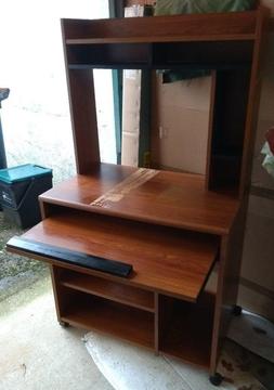 Computer desk for free collection