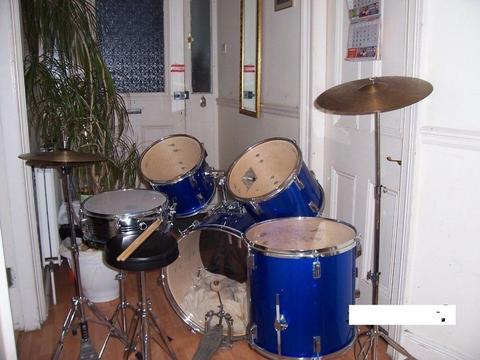 Drum kit ******performance percussion