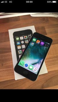 Apple iPhone 5s with 32 GB memory