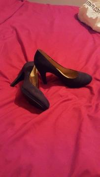 Black suede effect high heels shoes