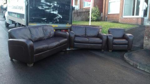 3,2,1 in a thick grade of brown Italian leather Hyde £295