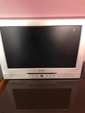 17” LCD tv for a fiver!