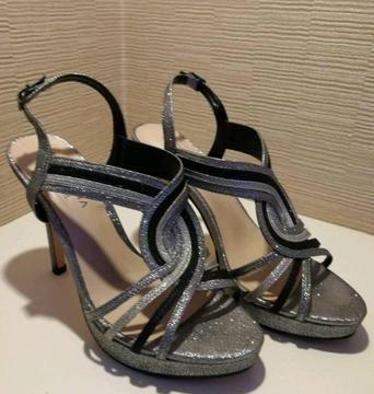 Paco Mena Lady's Black & Silver Heels
