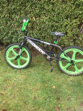 BMX 18 inch wheels age 11,,12 year. Good as new hardly used