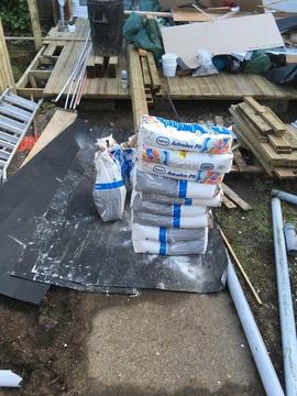 Roughcast powder, chips, tile adhesive