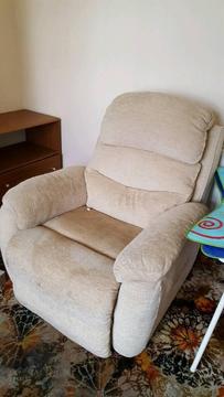 Settee & reclining chair