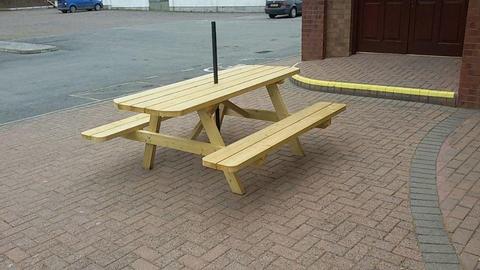 HEAVY DUTY PICNIC TABLES PRESSURE TREATED, SMOOTH