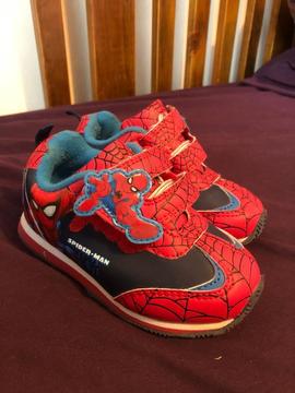 Spider-Man Trainers - size 6