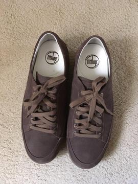 Mens UK size 9 brown lace up fitflops