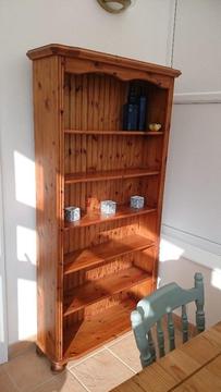 Tall Cotswold Collection bookcase