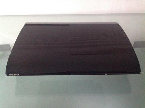 Sony PlayStation 3 Super Slim 500 GB with controller, cables and 3 Games, Perfect condition