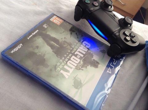 Mint Ps4 pad and brand new remastered modern warfare bargain!!