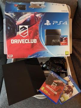 PS4 PLAYSTATION 4 BLACK 500GB EXCELLENT CONDITION + 2 DUAL SHOCK 4 CONTROLLERS + 2 GAMES