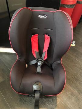 Graco carseat 9-18 kgs great condition