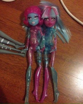Monster high dolls x8