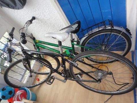 2 bicycles/ to repair or for spare