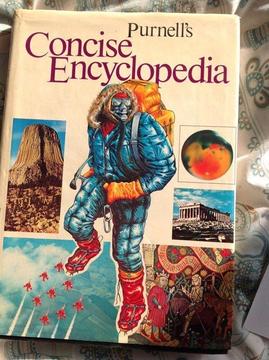 Children's encyclopaedia 1976 very good condition