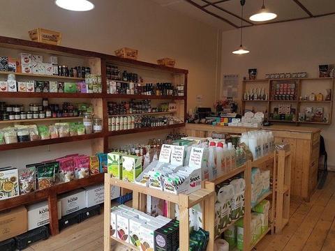 Outstanding Organic Retail Shop Located In The Heart Of Hackney
