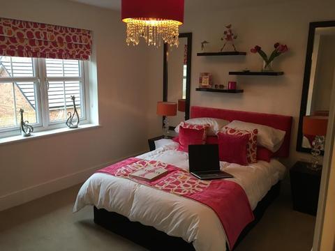 Large Bright Pink Light Fitting with Christal pendants