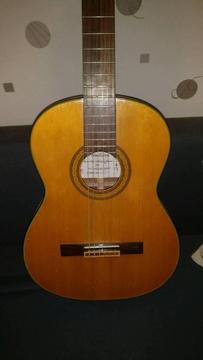 Kimbara classical guitar early 70s good condition